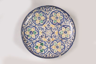 null FES, Morocco.


Terracotta, earthenware enamel.


Slightly hollow circular dish...