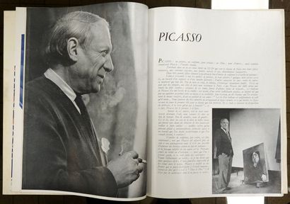 null Réunion de trois magazines comprenant : 

- Décoration / Haute-couture - 1941...