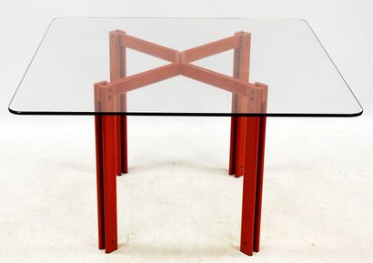 null Work of the 80s

Rectangular dining room table with red lacquered metal base...