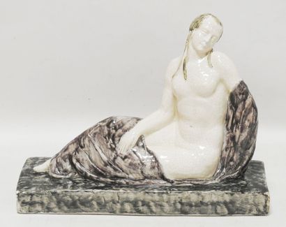 null F. CROLARD - XXth century

Seated woman

Group in earthenware

Signed on the...