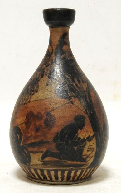 null CIBOURE

Vase in stoneware of ovoid form with swollen neck decorated with a...