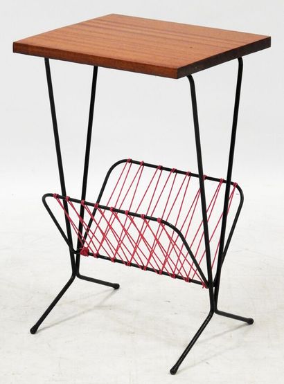 null Work of the 50's

Reading stand with a rectangular tray in natural wood, red...