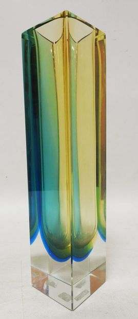 null Flavio POLI (1900-1984) for Seguso Murano

Glass vase Archimede Seguso.

H.:...