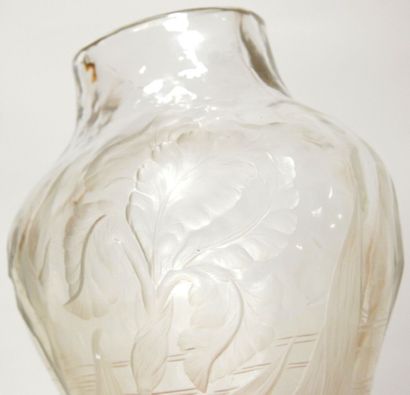 null Ernest-Baptiste LEVEILLE (1841-1913), attributed to

A crystal vase with finely...