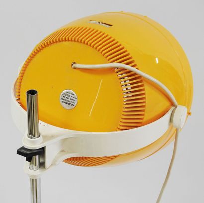 null OLIMPIC - Italy

Drying helmet model OK in white and orange ABS transformed...