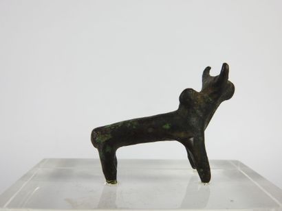 null IRAN : Statuette de Taureau à bosse en bronze. Civilisation de Marlik (XIVe-XIe...