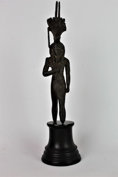 null EGYPTE : Grande statuette en bronze du Dieu Nerfertoum. XXVIe à XXXe Dynastie...