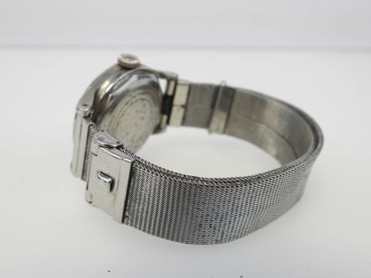 null MIDO: Multifort Super-Automatic steel bracelet watch (wear)