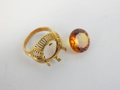 null RING SET in 18 K yellow gold (750°/°°). Net weight: 6.28 g. 

It is joined:...
