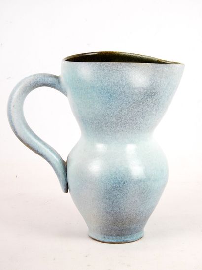 null Suzanne RAMIE (1907-1974) & Atelier Madoura: Pitcher with pinched neck in ceramic...