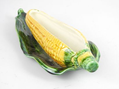 null SARREGUEMINES : Coupe "maïs" en faience dite barbotine. L: 36 - L: 14.5 cm

Sarreguemines...