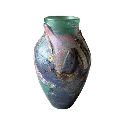 null Jean-Claude NOVARO (1943-2014) 

Important vase en verre à inclusions d'oxydes...
