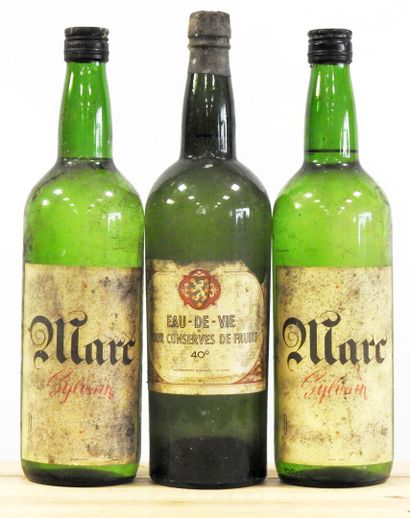 null 3 bottles 

Eau-de-Vie for fruit preserves - Les Comptoirs Modernes - Le Mans

2...