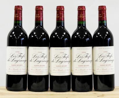 5 bouteilles 
Les Fiefs de Lagrange - Saint-Julien...