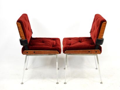 null Alain RICHARD (1926-2017)

Pair of chairs with seat and back in thermoformed...