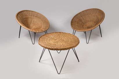 null Attributed to Matthieu MATEGOT (1910-2001): 

Living room furniture in woven...