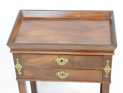 null CABARET TABLE in mahogany and mahogany veneer, all sides, rectangular shape,...