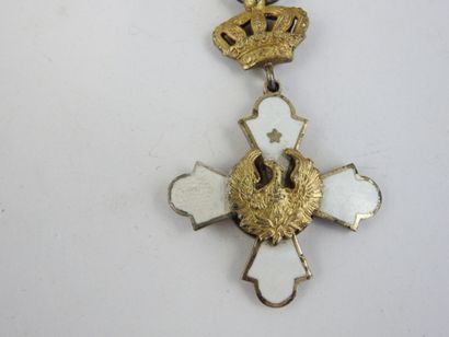 null DECORATIONS. GRECE. Ordre royal du PHENIX (1926), croix de chevalier en métal...