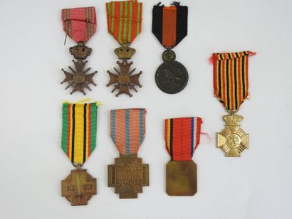 null DECORATIONS. BELGIQUE. Médailles diverses, croix de guerre de l'Yser, commémorative...