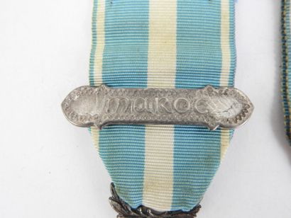 null DECORATIONS. FRANCE. Médaille coloniale en argent avec barrette Maroc, on joint...