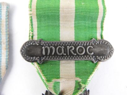 null DECORATIONS. FRANCE. Médaille coloniale en argent avec barrette Maroc, on joint...