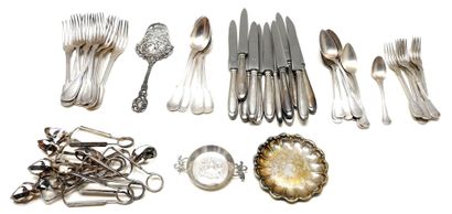 Silver plated cutlery set including : 12...