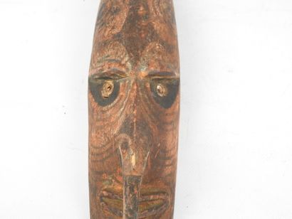 null Masque « Mwai », IATMUL, Papouasie-Nouvelle-Guinée.
Bois, pigments, coquillages.
Haut...