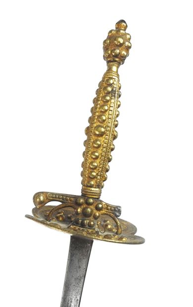 null ENGLAND. City sword with gilt brass mounting, handle and pommel in the shape...