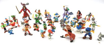 FIGURINES. Lot of 35 plastic figurines approximately...