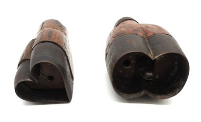 null MISCELLANEOUS. Meeting of 2 wooden and iron punches, one in the shape of 8 to...