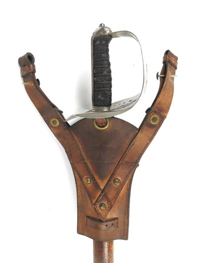 null ANGLETERRE. Sabre d'officier de cavalerie modèle 1896 à monture en acier nickelé,...