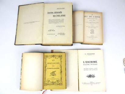 null COUDURIER (A), "L'escrime culture physique", Paris, chez l'auteur, 1928, in-8°,...