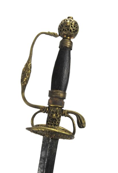 null FRANCE. Town sword with openwork brass frame decorated with foliage, single-branch...