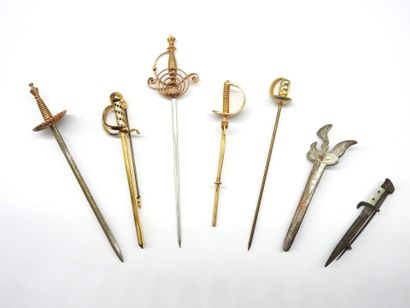 JEWELRY. Meeting of 7 tie-pins or brooches...