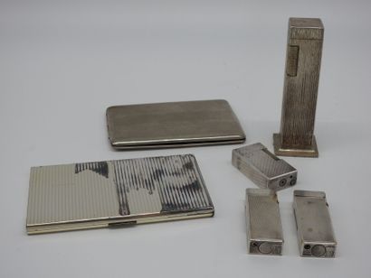 null LOT including silver plated cigarette cases, table lighter of mark LORD of luxury,...