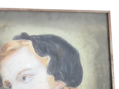 null FRENCH SCHOOL end of 18th-beginning of 19th century. Portrait of a child. Pastel....