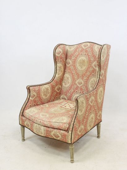 null Shepherd's chair with ears in the Louis XVI style, pink background fabric trim....