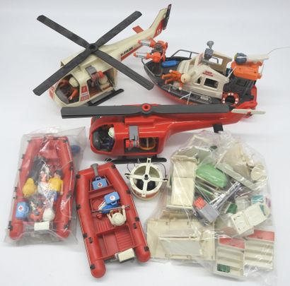 null FORT LOT DE JOUETS, notamment Playmobil, peluches, petites voitures et divers....