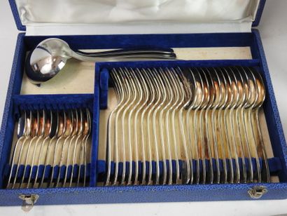 null BOULENGER: Silver-plated metal household set including twelve large cutlery,...