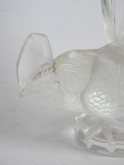 null LALIQUE France : Coq en cristal moulé pressé. H.: 20.5 cm. Signé au revers