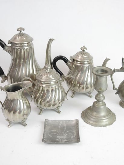 null LOT OF STAINLESS STEEL including tea and coffee set, candlestick, small pourers...