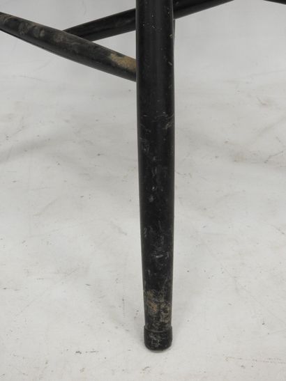 null Imari TAPIOVAARA (1914-1999) : Chaise modèle fanette. H. 84 cm. Usures et d...