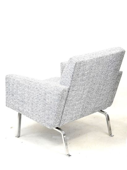 null Geoffrey HARCOURT (né en 1935) : Deux fauteuils pouvant former paire, modèle...