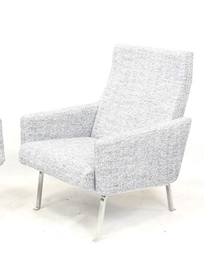 null Geoffrey HARCOURT (born 1935): Two armchairs that can form a pair, model 461,...
