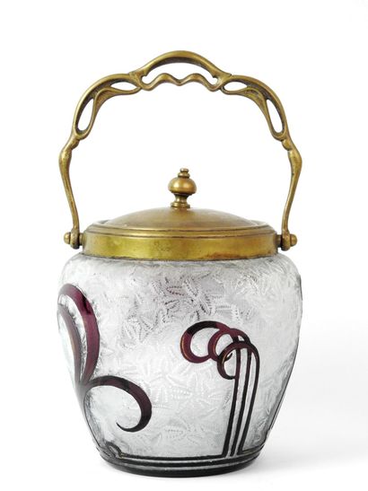 null BACCARAT : Biscuit bucket in frosted glass with acid-etched decoration of mauve...