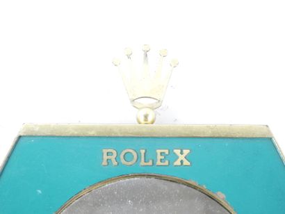 null ROLEX - Miroir de présentation en laiton doré et laqué vert. Années 1950. H...