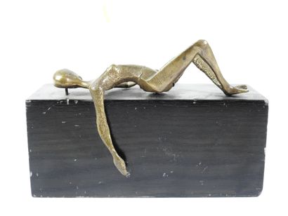 null Michel AUDIARD (né en 1951). : La belle endormie. Epreuve en bronze patiné,...