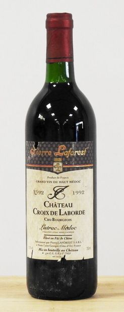 null 1 bouteille
Château Croix de Laborde - 1992 - Cru Bourgeois - Listrac Médoc
Usures...