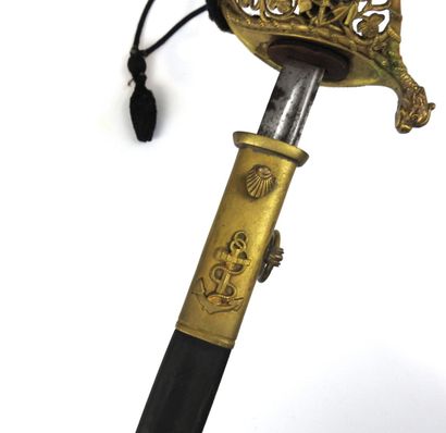null FRANCE. Naval officer's saber model 1853/70, gilt brass mount, chased and gilt...