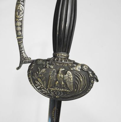 null FRANCE. Imperial officer's sword, silver-plated brass frame, fluted ebony spindle,...